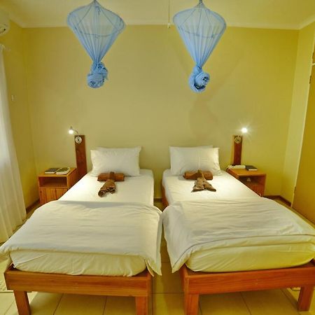 Готель Brandberg Rest Camp Uis Екстер'єр фото