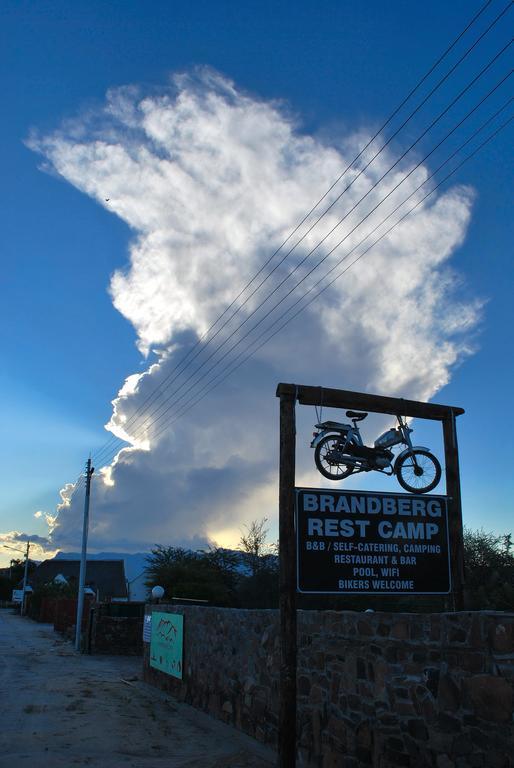 Готель Brandberg Rest Camp Uis Номер фото